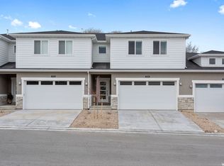 1726 W Shade Ln, Riverton, UT 84065
