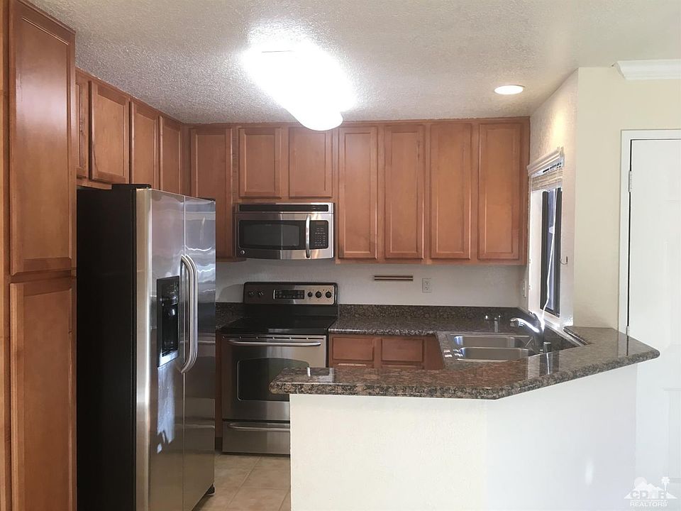 1st image of 78650 Avenue 42 APT 1205