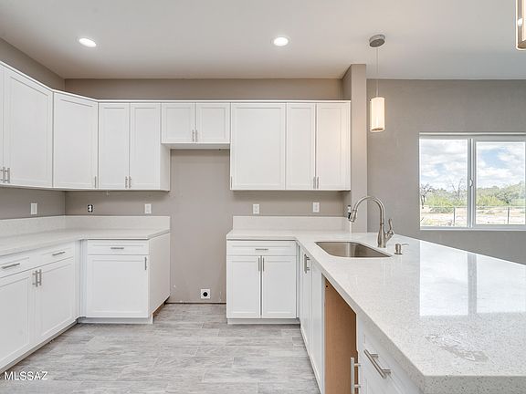 4th image of 5945 N Placita Arroyo Plana