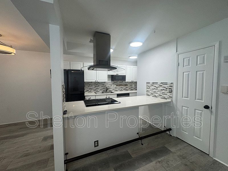 1st image of 8029 E Glenrosa Ave