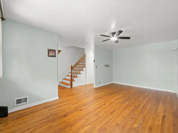 160 Stephens Avenue image 3 of 29