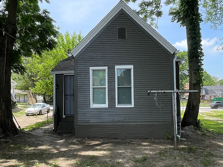 2915 Wabash Ave — Photo 17