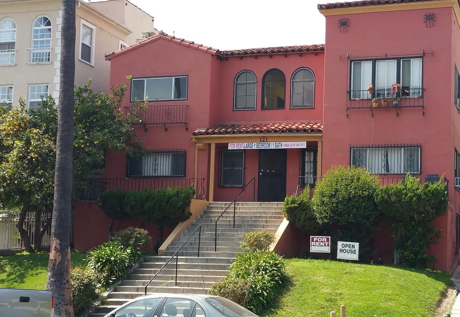 121 N New Hampshire Ave — Photo 1