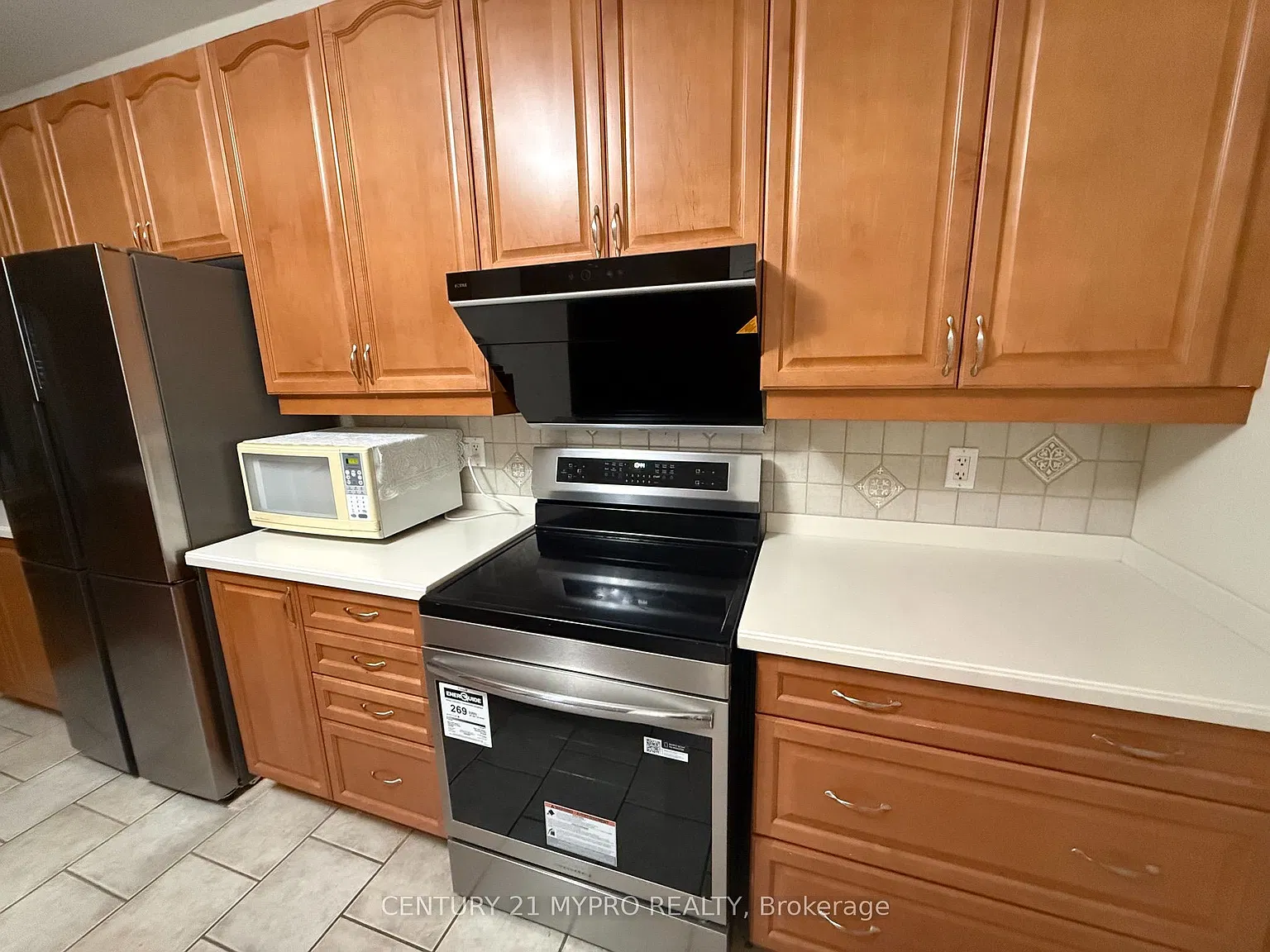 3 bed, $2,900 — Photo 4