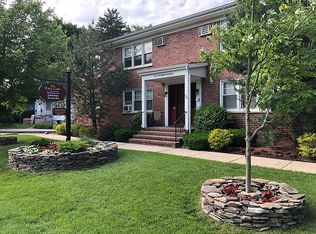 East Gate at Ridgewood, Paramus, NJ 07652