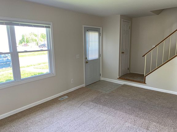 3rd image of 1709 James Cherry Dr
