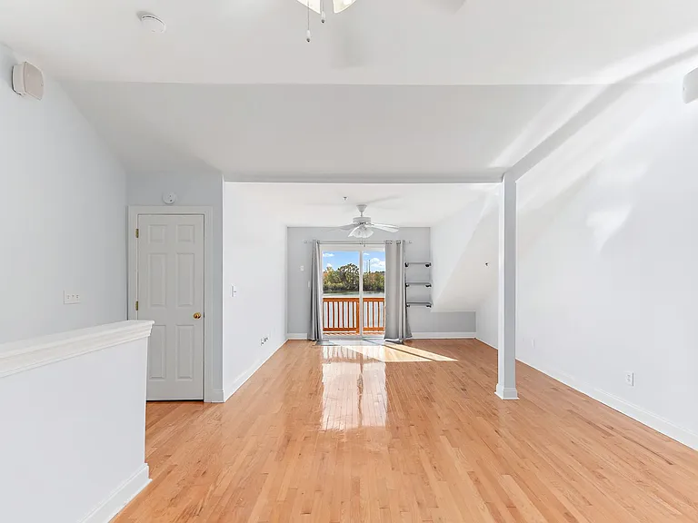 4945 Lake Palmetto Ln — Photo 19