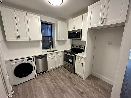 Rented by Compass | media 8