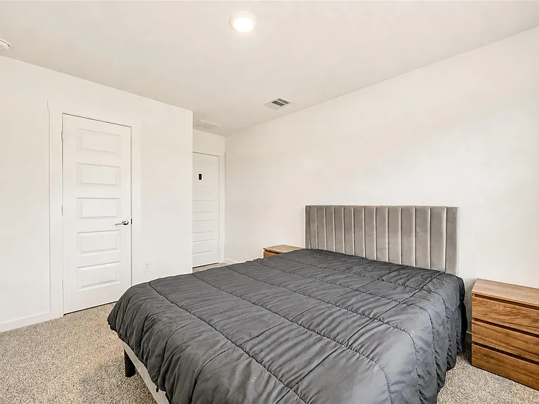 3238 Derry Hill Dr — Photo 31