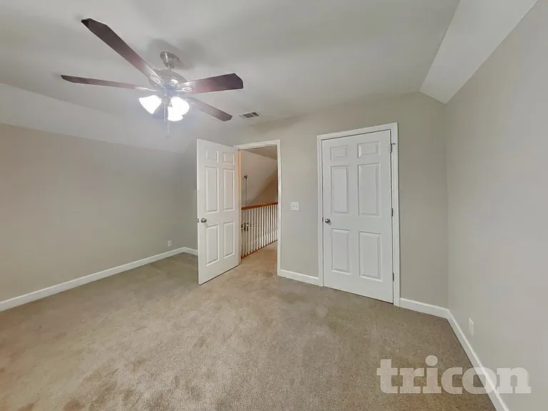 217 Titans Cir — Photo 12