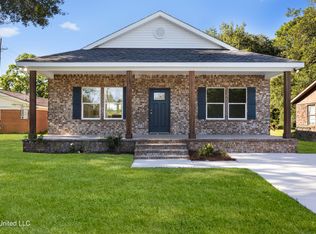 2334 Jackson Ave, Pascagoula, MS 39567