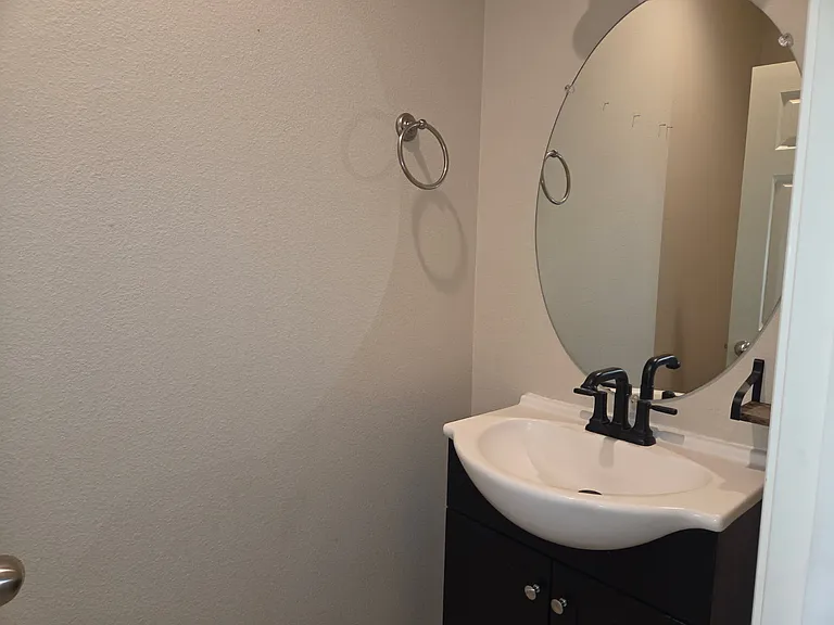 3941 Dearborn Ave — Photo 4
