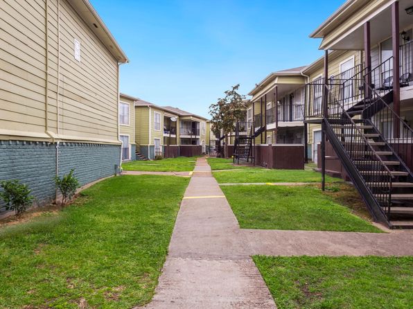 9901 Club Creek Dr APT 271