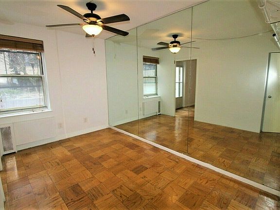 4th image of 336 E 50th St Unit C