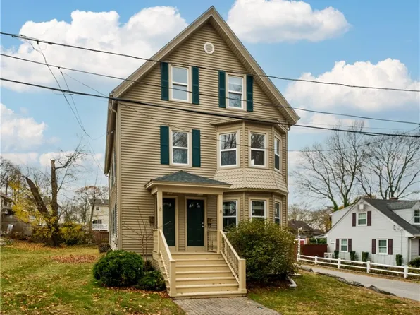 6 Fuller Ave, Riverside, RI 02915