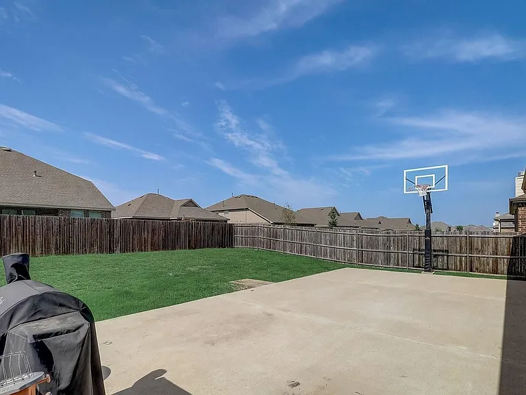3105 Walker Creek Dr — Photo 12