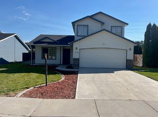 512 Alturas St, Nampa, ID 83686