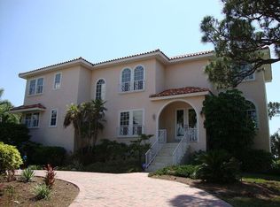 7244 Manor Beach Rd, New Port Richey, FL 34652