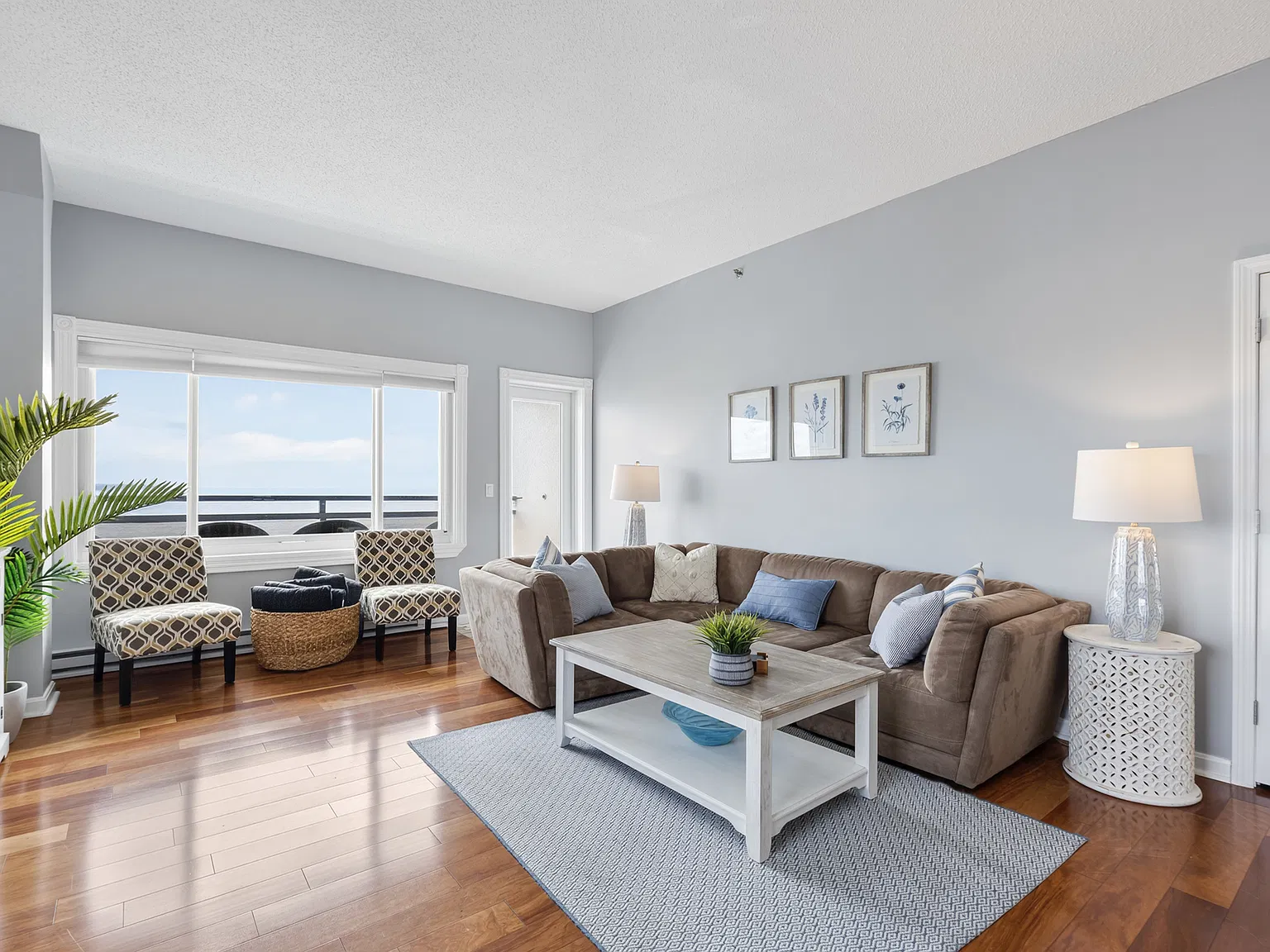 2 bed, 1198 sqft, $2,000 — Photo 4
