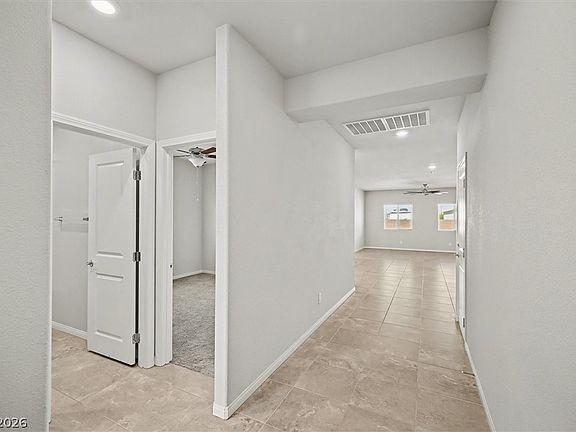 3rd image of 182 E Hawk Ave