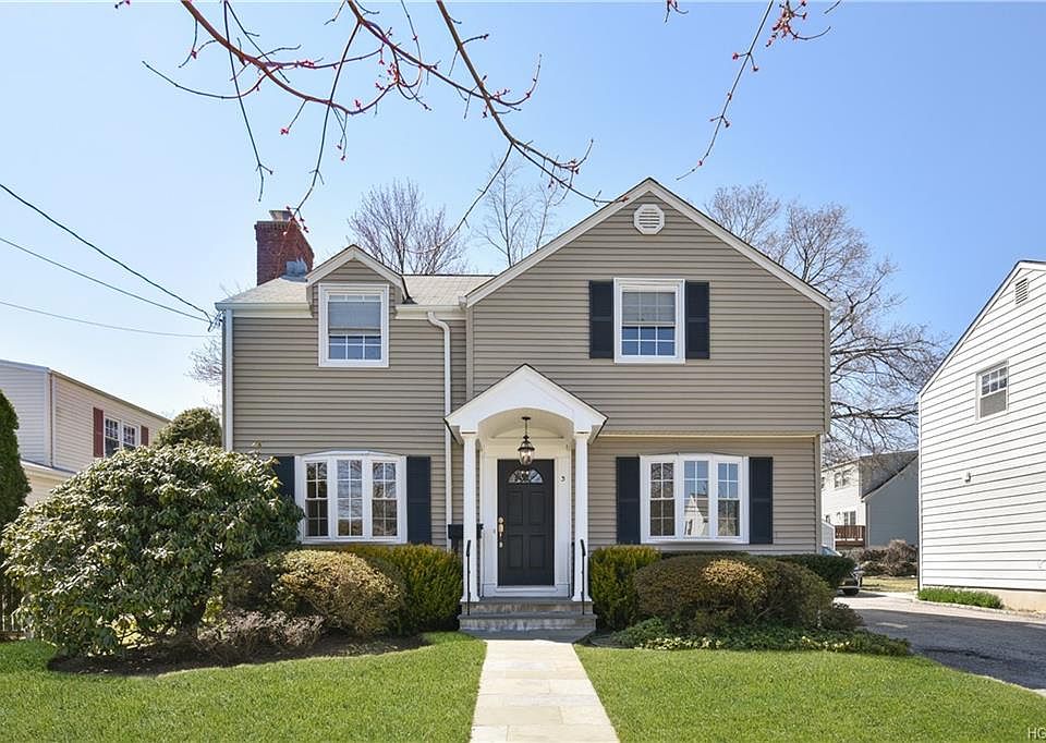 1st image of 3 Hayes Dr
