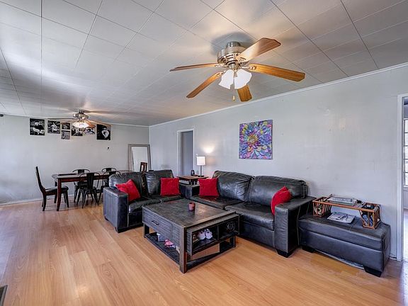 4th image of 1010 Menor St
