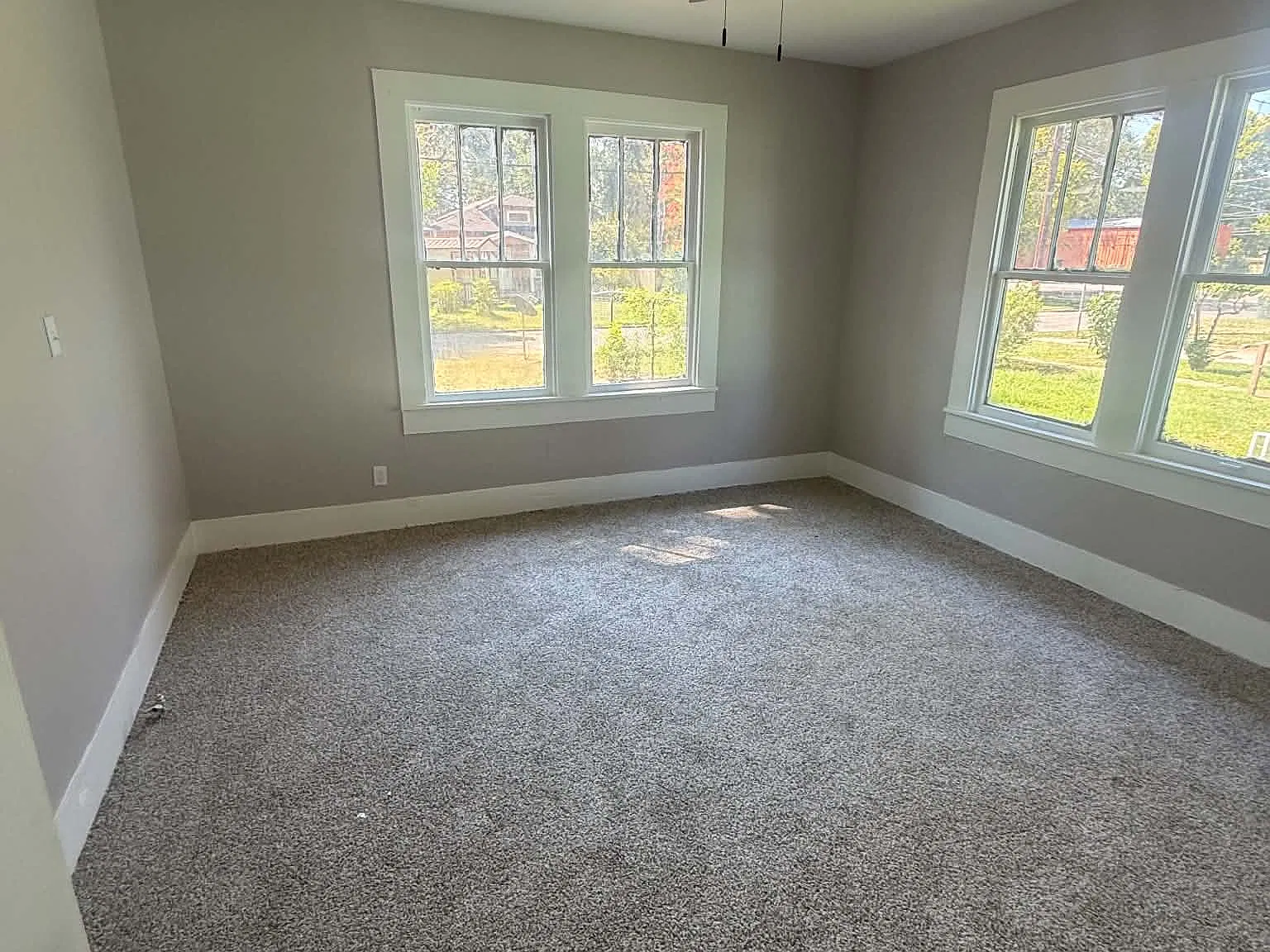 2 bed, 1200 sqft, $1,600 — Photo 3