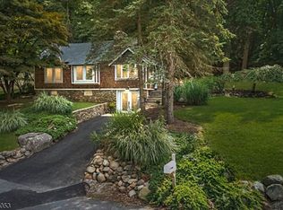 375 Springbrook Trl, Sparta, NJ 07871