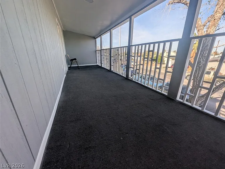 5808 Evergreen Ave — Photo 3