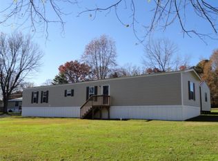104 Hayfield Cir, East Flat Rock, NC 28726