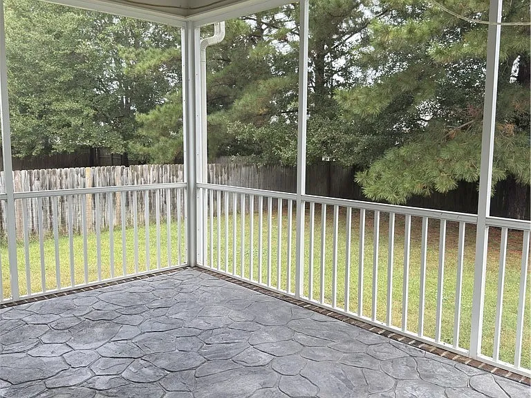 4015 Summerberry Dr — Photo 20
