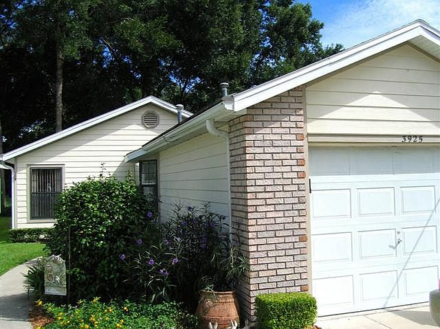 1st image of 3925 NE 22nd Ln