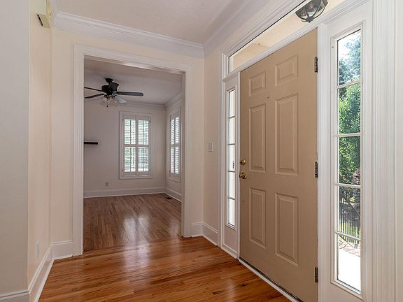 4th image of 224 W Kestwick Drive