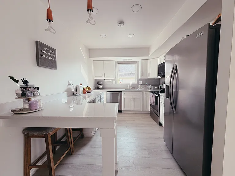 15126 Beverly Dr #2 — Photo 4