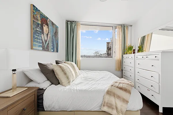 Sold by Corcoran | media 3
