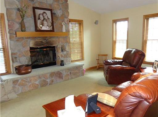 2nd image of 723 Tanglewood Dr