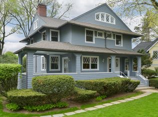 62 Tanglewylde Ave, Bronxville, NY 10708