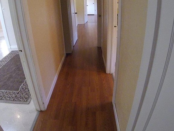 4th image of 7451 Hanna St