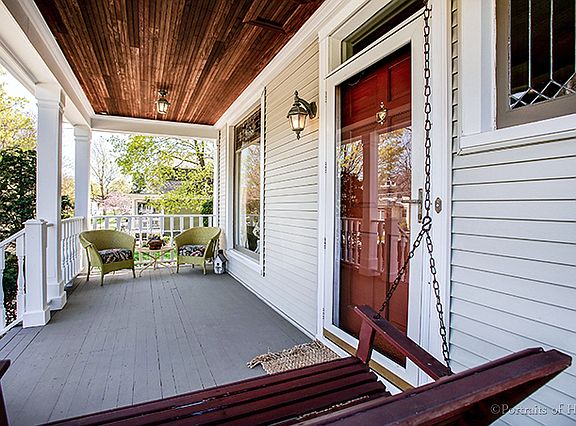 3rd image of 214 W Lincoln Ave