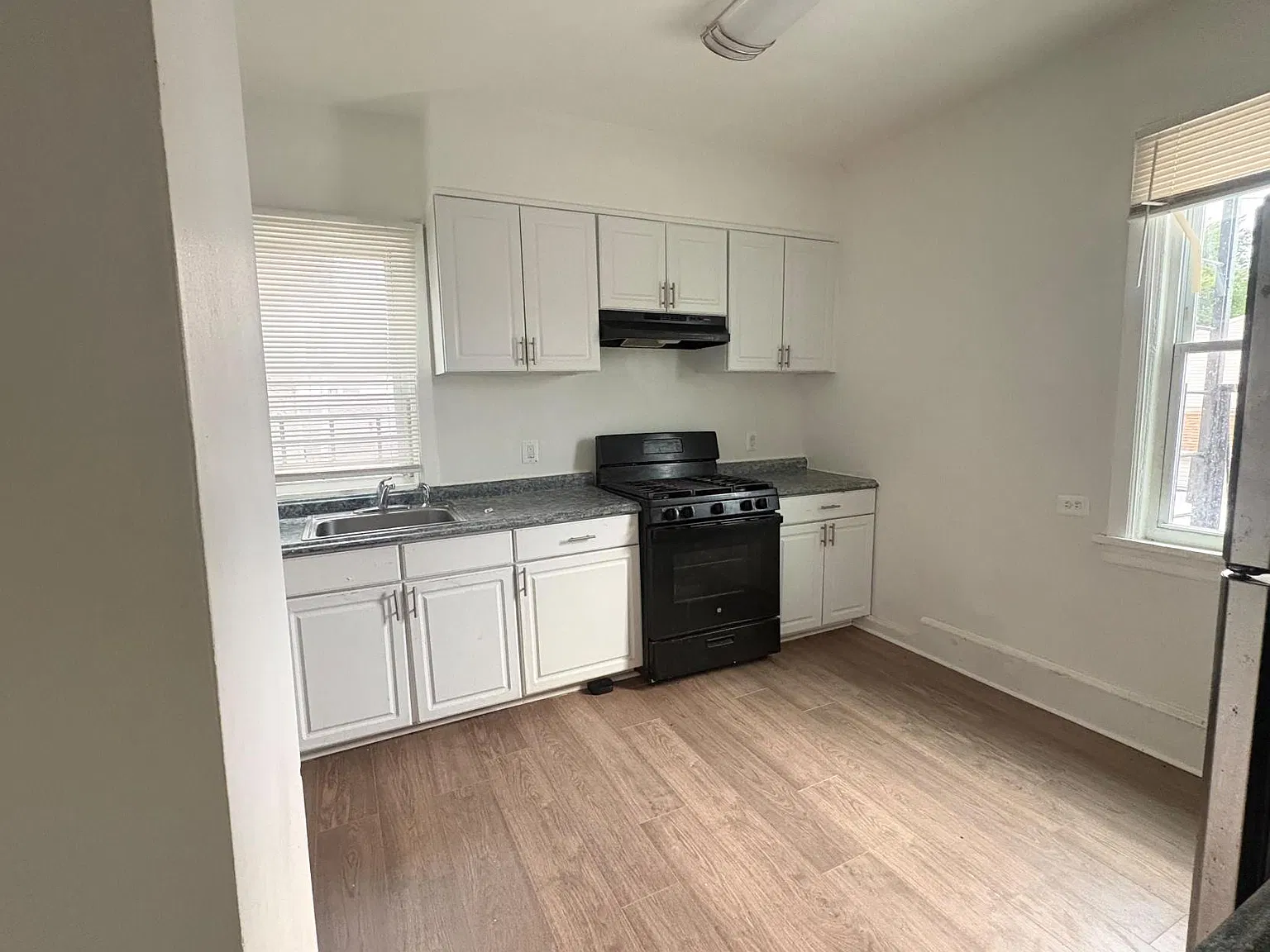 2 bed, $1,675 — Photo 2