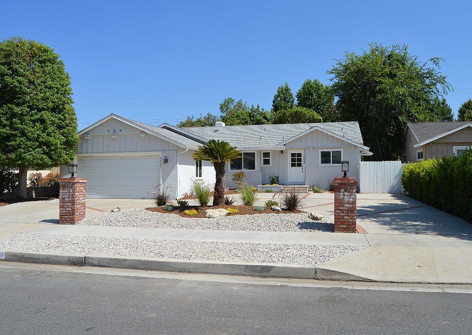 1st image of 22645 Kittridge St