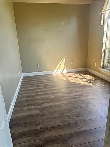3265 Elmwood Park Dr — Photo 9