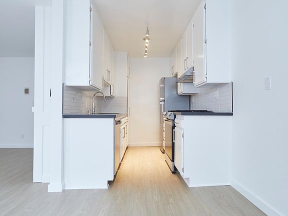 4th image of 1038 7th St #3A