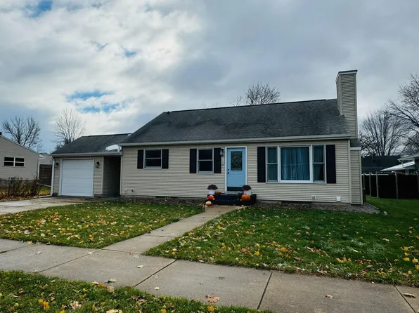 712 E Grove St, Caledonia, MN 55921