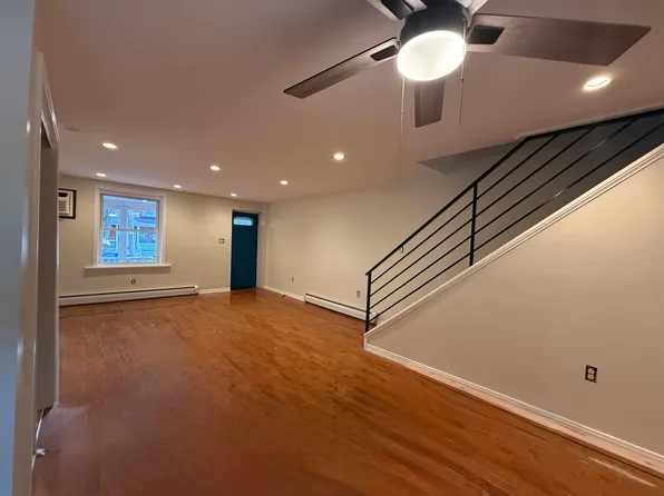 223 Cleveland St, Bristol, PA 19007