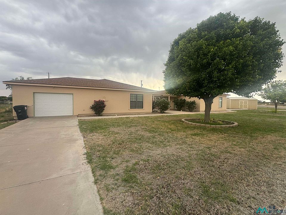1st image of 2100 W Lakeview Dr