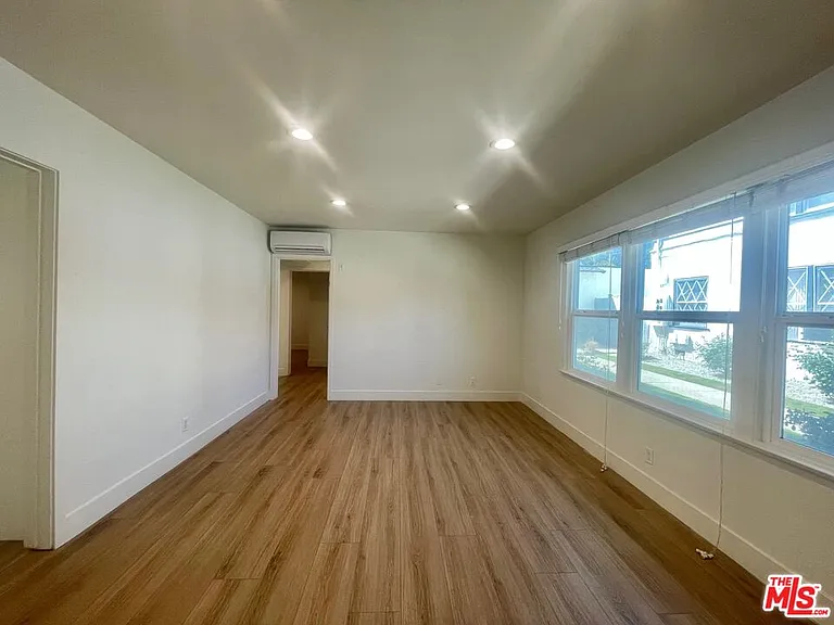 4441 Tujunga Ave #3 — Photo 7