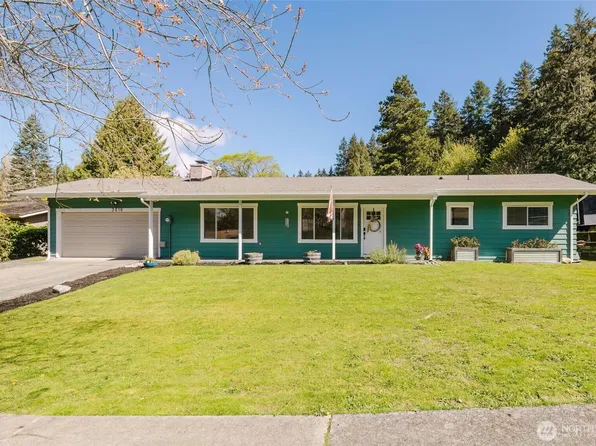 3018 NE Rozewood Drive NE, Bremerton, WA 98310