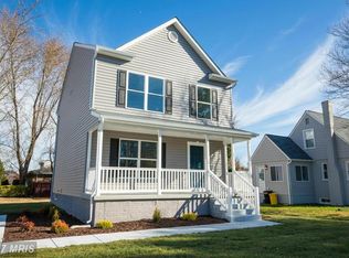 8425 Hall Rd, Pasadena, MD 21122