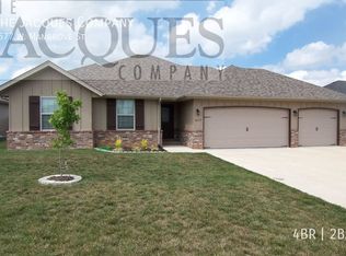 5577 W Mangrove St, Springfield, MO 65802